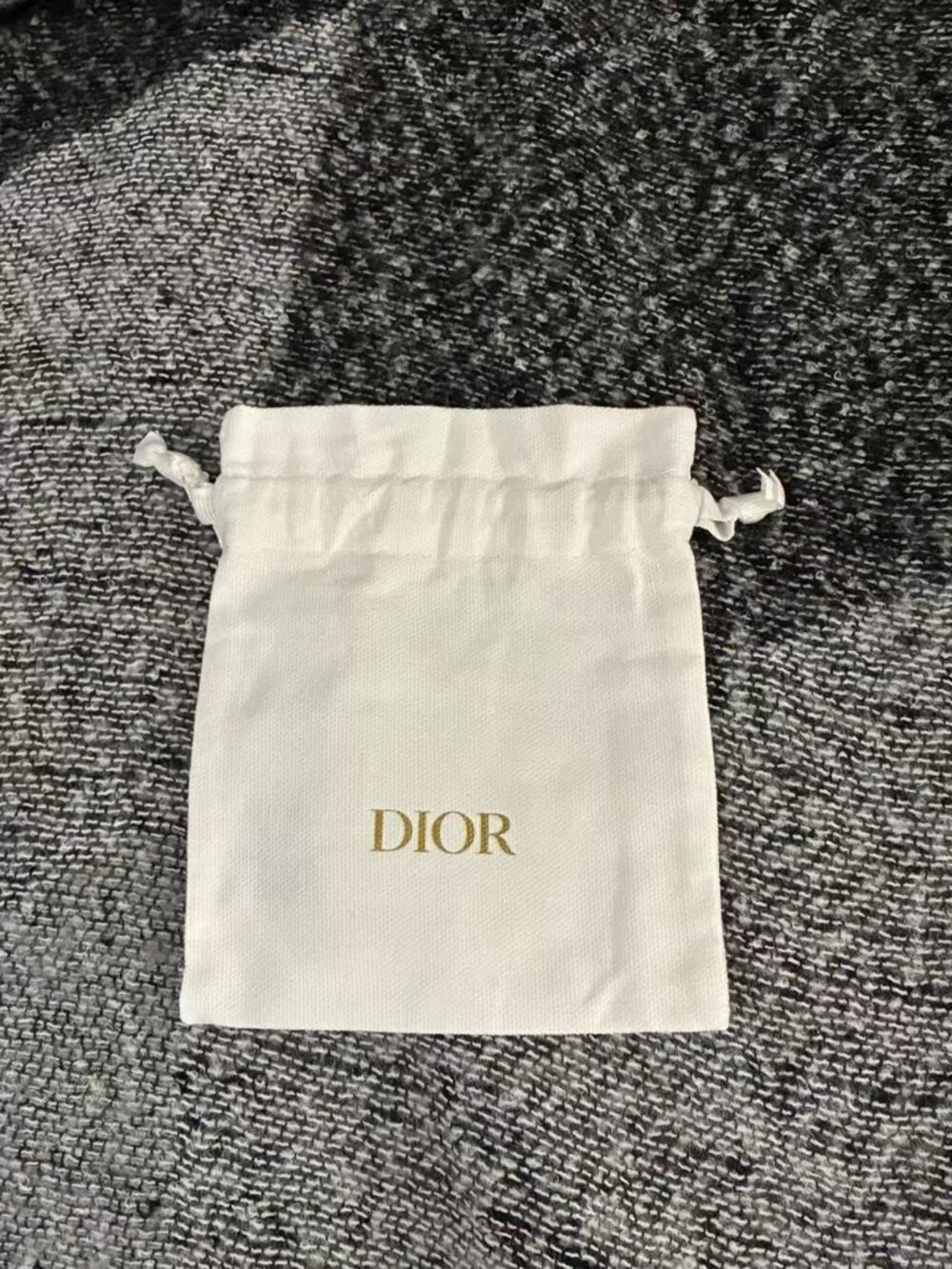 Dior Beauty white cotton drawstring gift pouch dust bag